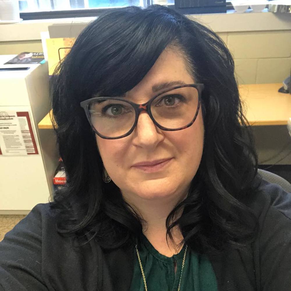 Meet your Posher, Denise